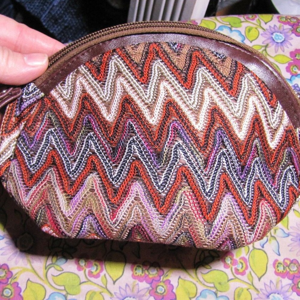 Brown Zig Zag Wristlet/ Cosmetic Bag